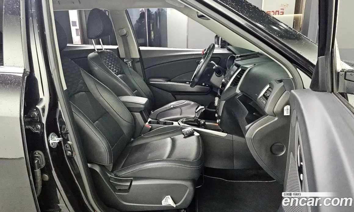 SsangYong TIBOLI 2019 1.6 автомат (гидро), фото 16 SsangYong TIBOLI 2019 1.6 автомат (гидро), фото 16