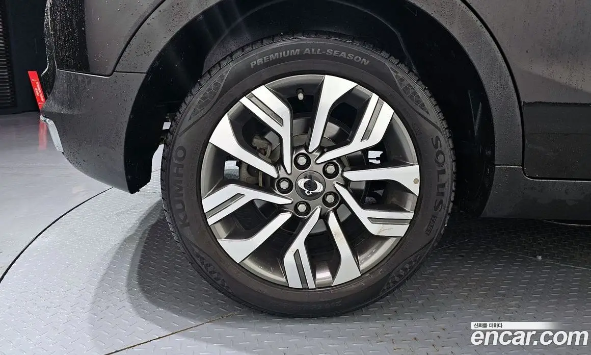 SsangYong TIBOLI 2019 1.6 автомат (гидро), фото 5 SsangYong TIBOLI 2019 1.6 автомат (гидро), фото 5