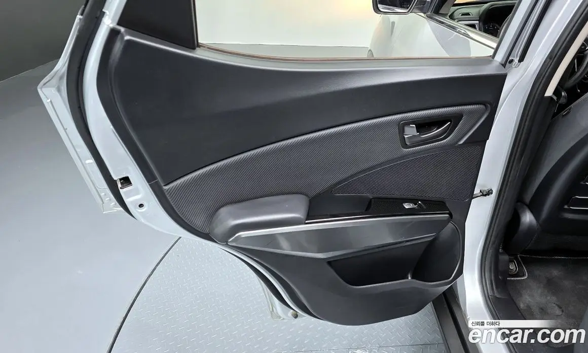 SsangYong TIBOLI 2021 1.5 автомат (гидро), фото 15 SsangYong TIBOLI 2021 1.5 автомат (гидро), фото 15