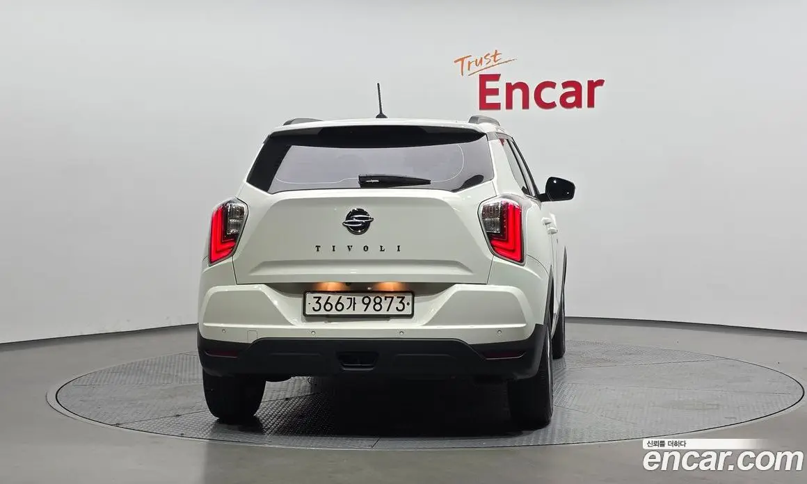 SsangYong TIBOLI 2021 1.5 автомат (гидро), фото 4 SsangYong TIBOLI 2021 1.5 автомат (гидро), фото 4