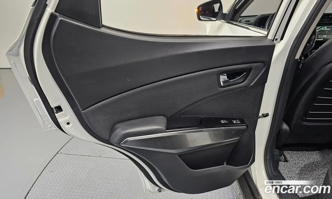 SsangYong TIBOLI 2022 1.5 автомат (гидро), фото 15