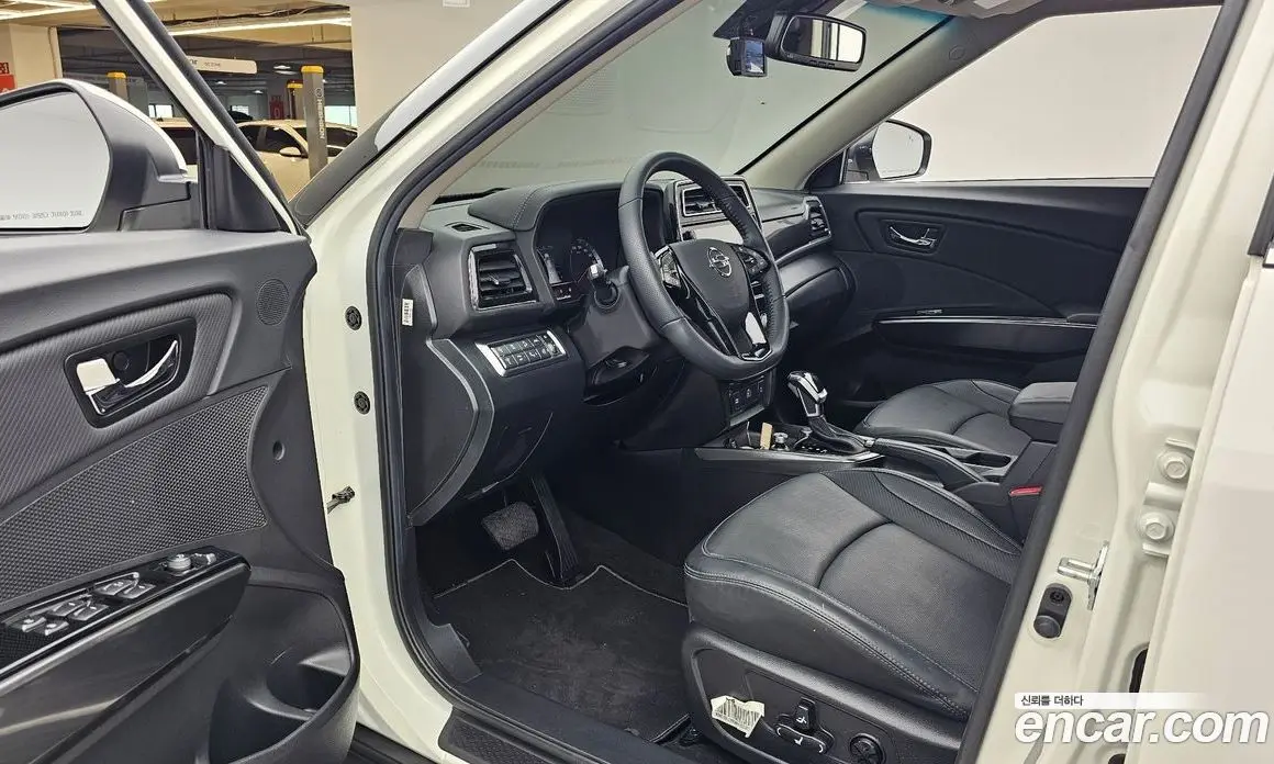 SsangYong TIBOLI 2022 1.5 автомат (гидро), фото 10 SsangYong TIBOLI 2022 1.5 автомат (гидро), фото 10
