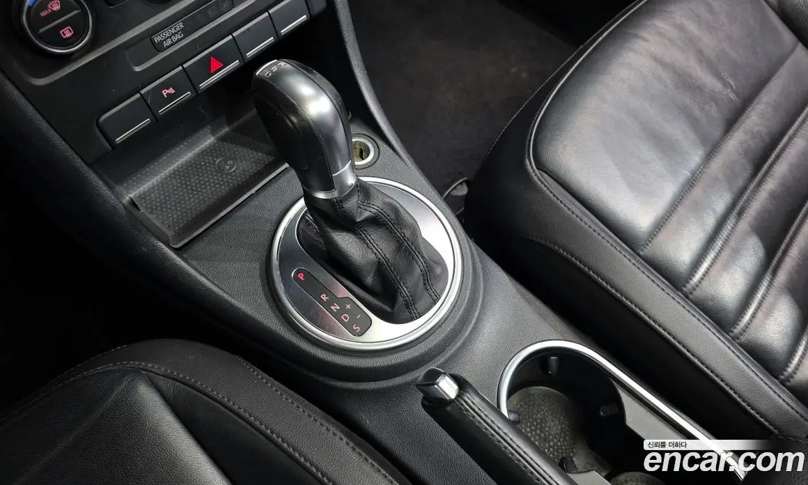 Volkswagen Beatle 2015 2.0 автомат (гидро), фото 11 Volkswagen Beatle 2015 2.0 автомат (гидро), фото 11
