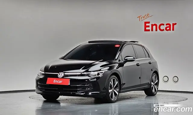 Volkswagen Golf, 2025, 7 859 км