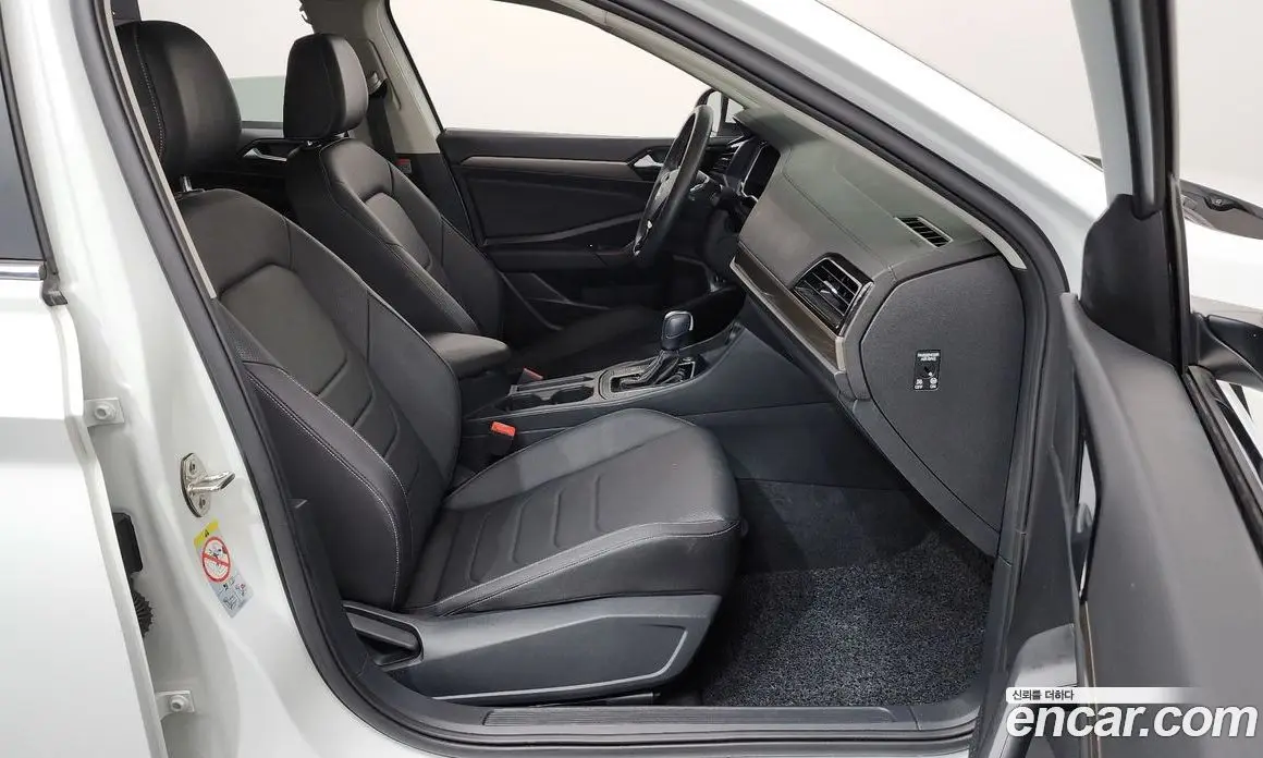 Volkswagen Jetta 2021 1.4 автомат (гидро), фото 16