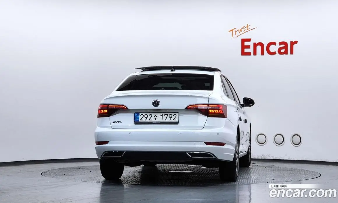 Volkswagen Jetta 2021 1.4 автомат (гидро), фото 4