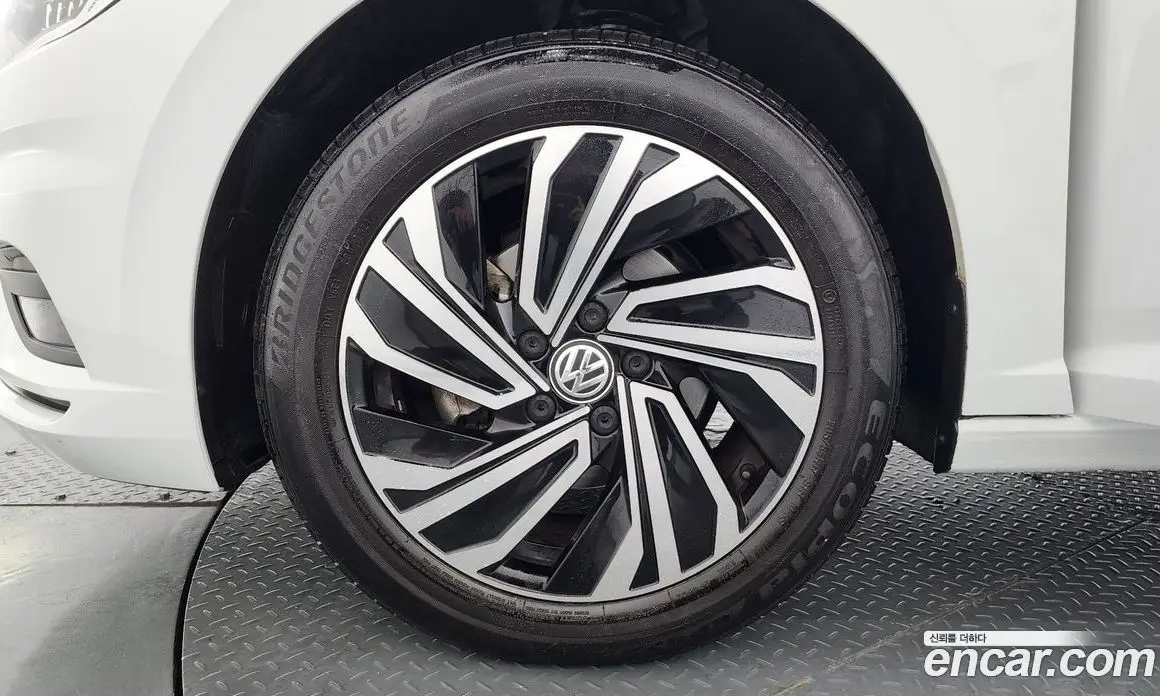 Volkswagen Jetta 2021 1.4 автомат (гидро), фото 5