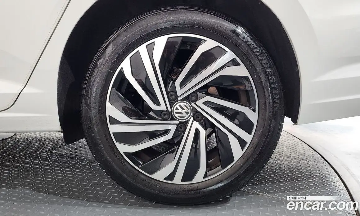 Volkswagen Jetta 2021 1.4 автомат (гидро), фото 7