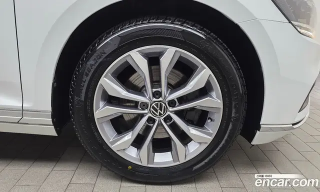Volkswagen Passat 2022 2.0 автомат (гидро), миниатюра 7 Volkswagen Passat 2022 2.0 автомат (гидро), миниатюра 7
