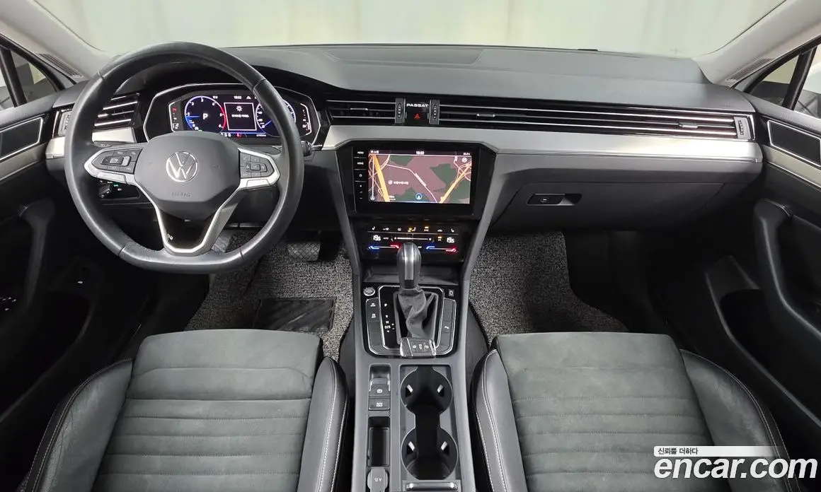 Volkswagen Passat 2022 2.0 автомат (гидро), фото 10 Volkswagen Passat 2022 2.0 автомат (гидро), фото 10