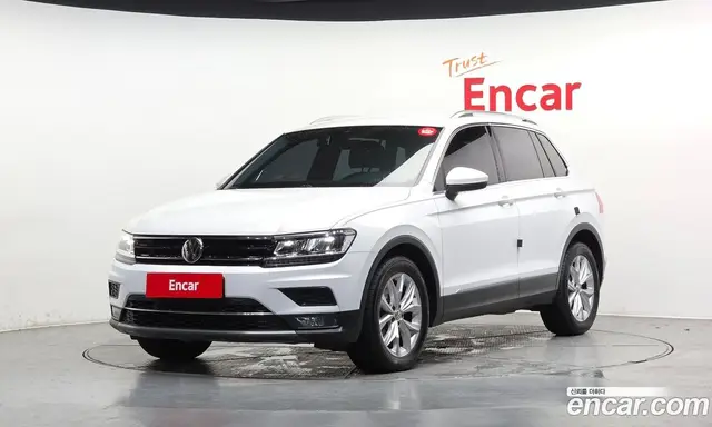 Volkswagen Tiguan, 2018, 64 185 км