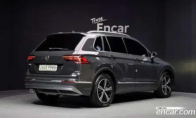 Volkswagen Tiguan 2019 2.0 автомат (гидро), миниатюра 2