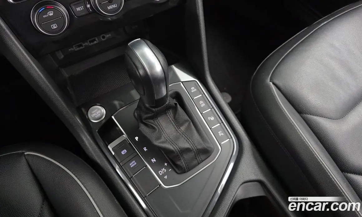 Volkswagen Tiguan 2019 2.0 автомат (гидро), фото 12