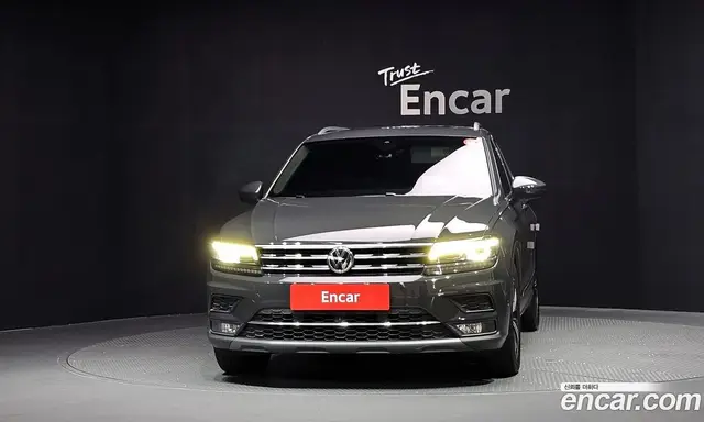 Volkswagen Tiguan 2019 2.0 автомат (гидро), миниатюра 3