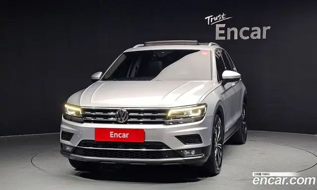 Volkswagen Tiguan 2020 2.0 автомат (гидро), миниатюра 3