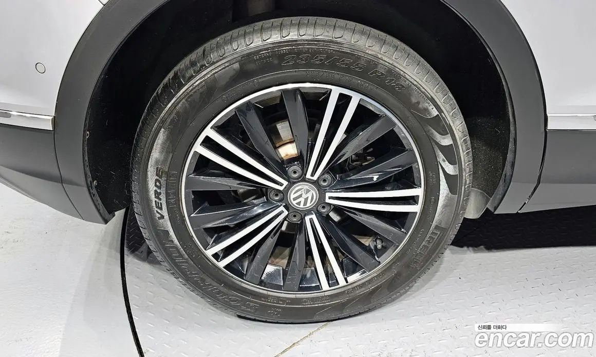 Volkswagen Tiguan 2020 2.0 автомат (гидро), фото 5