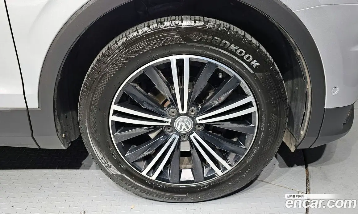 Volkswagen Tiguan 2020 2.0 автомат (гидро), фото 7