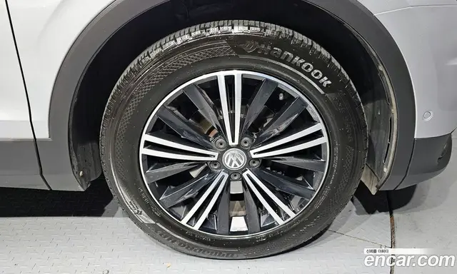 Volkswagen Tiguan 2020 2.0 автомат (гидро), миниатюра 7