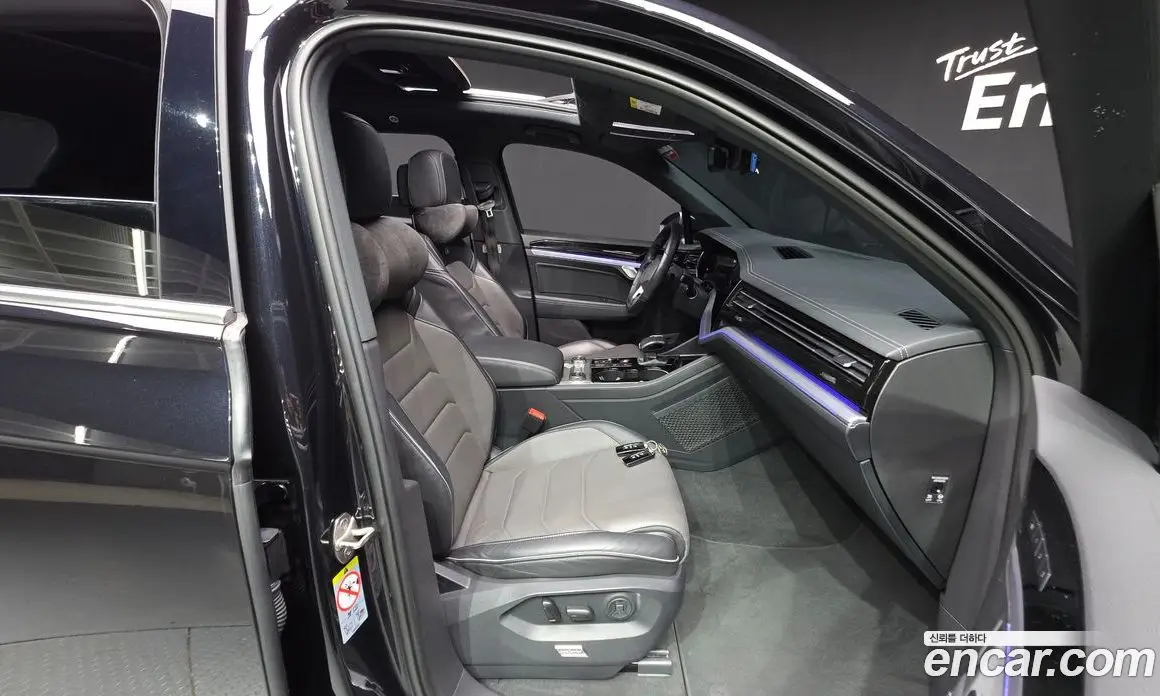Volkswagen Touareg 2021 3.0 автомат (гидро), фото 16