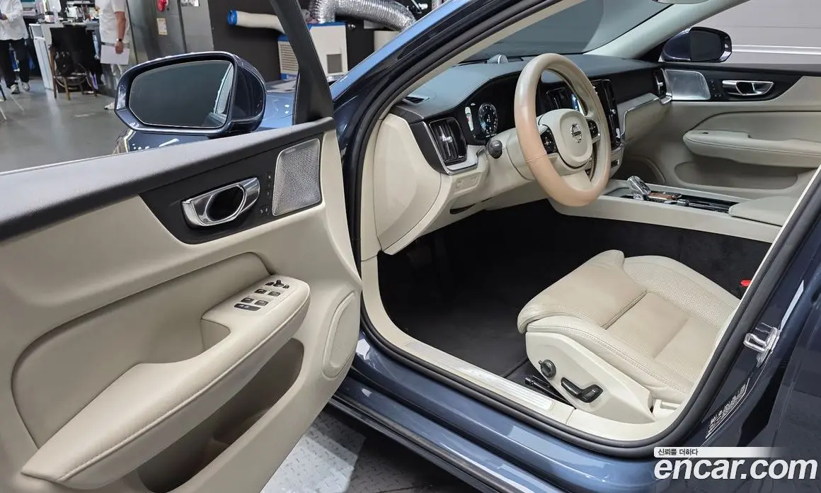Volvo S60 2021 2.0 автомат (гидро), фото 13