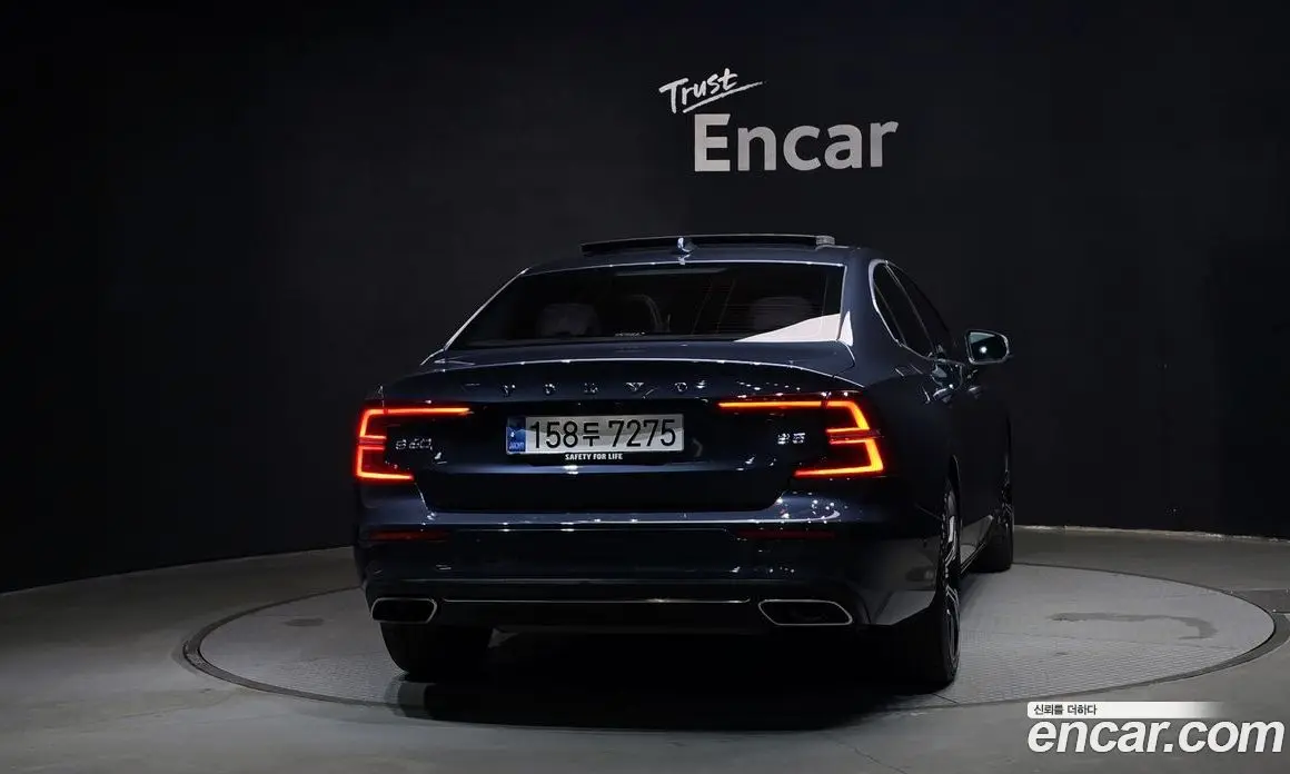 Volvo S60 2021 2.0 автомат (гидро), фото 4