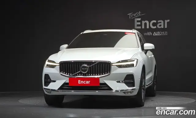Volvo XC60 2021 2.0 автомат (гидро), миниатюра 2 Volvo XC60 2021 2.0 автомат (гидро), миниатюра 2