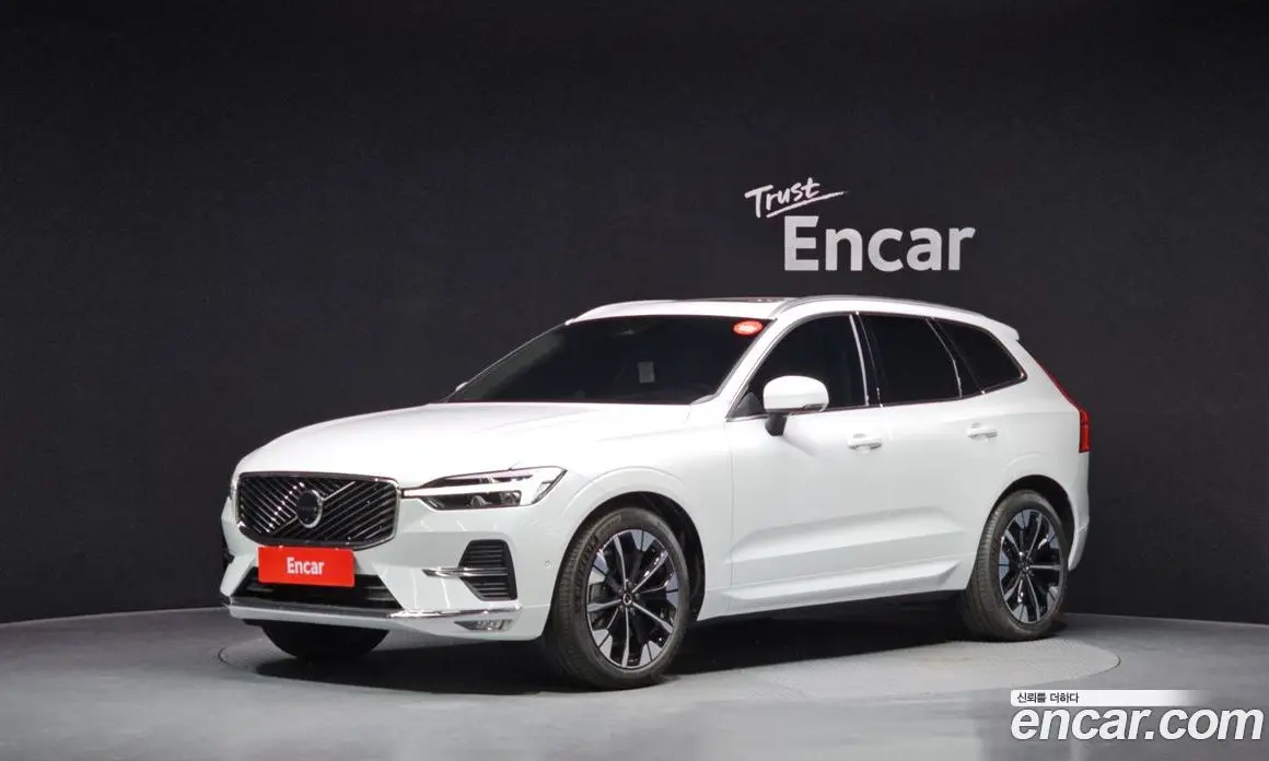 Volvo XC60 2026 2.0 автомат (гидро), фото 1 Volvo XC60 2026 2.0 автомат (гидро), фото 1