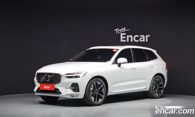Volvo XC60, 2026, 14 км
