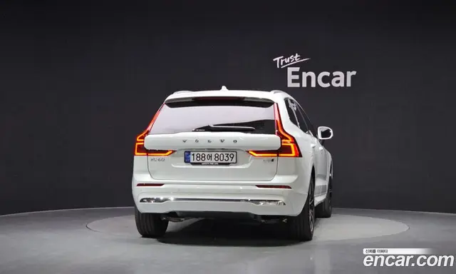 Volvo XC60 2026 2.0 автомат (гидро), миниатюра 4 Volvo XC60 2026 2.0 автомат (гидро), миниатюра 4
