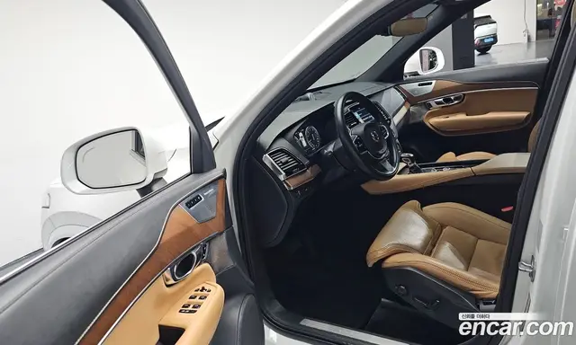 Volvo XC90 2017 2.0 автомат (гидро), миниатюра 12