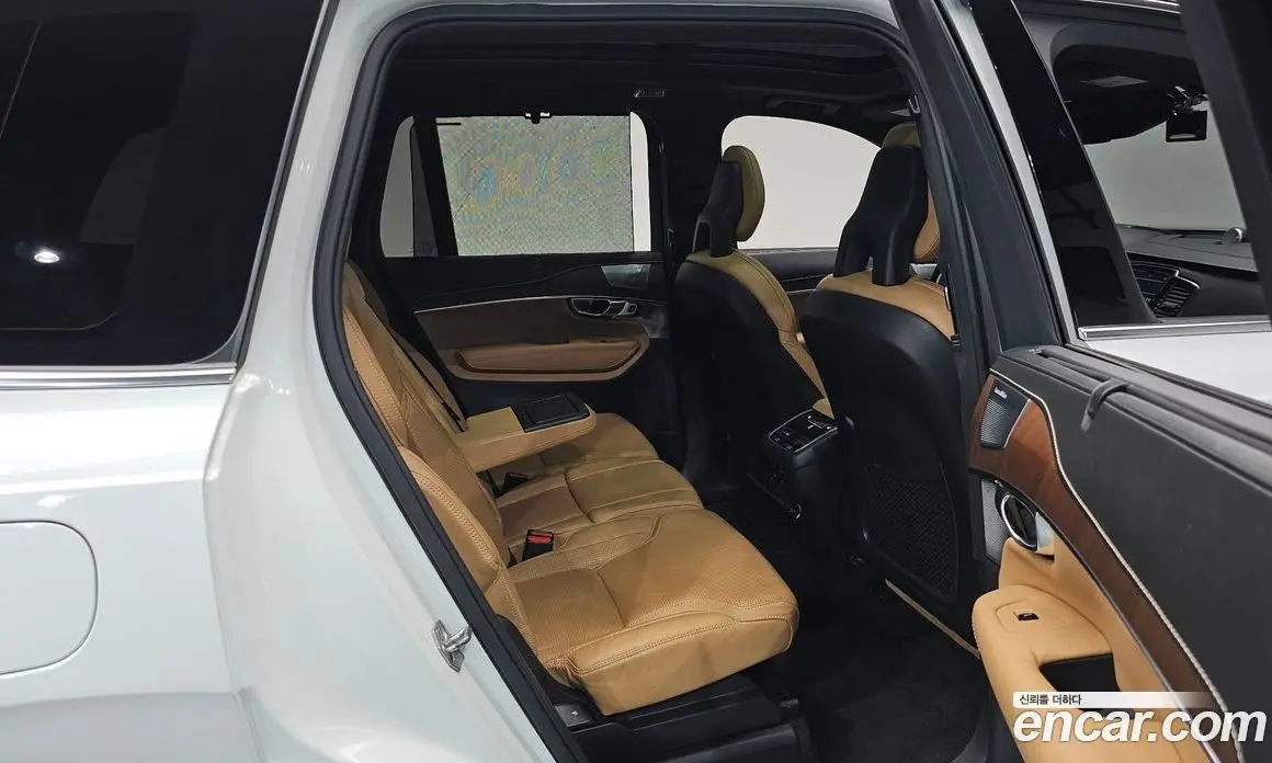 Volvo XC90 2017 2.0 автомат (гидро), фото 16 Volvo XC90 2017 2.0 автомат (гидро), фото 16