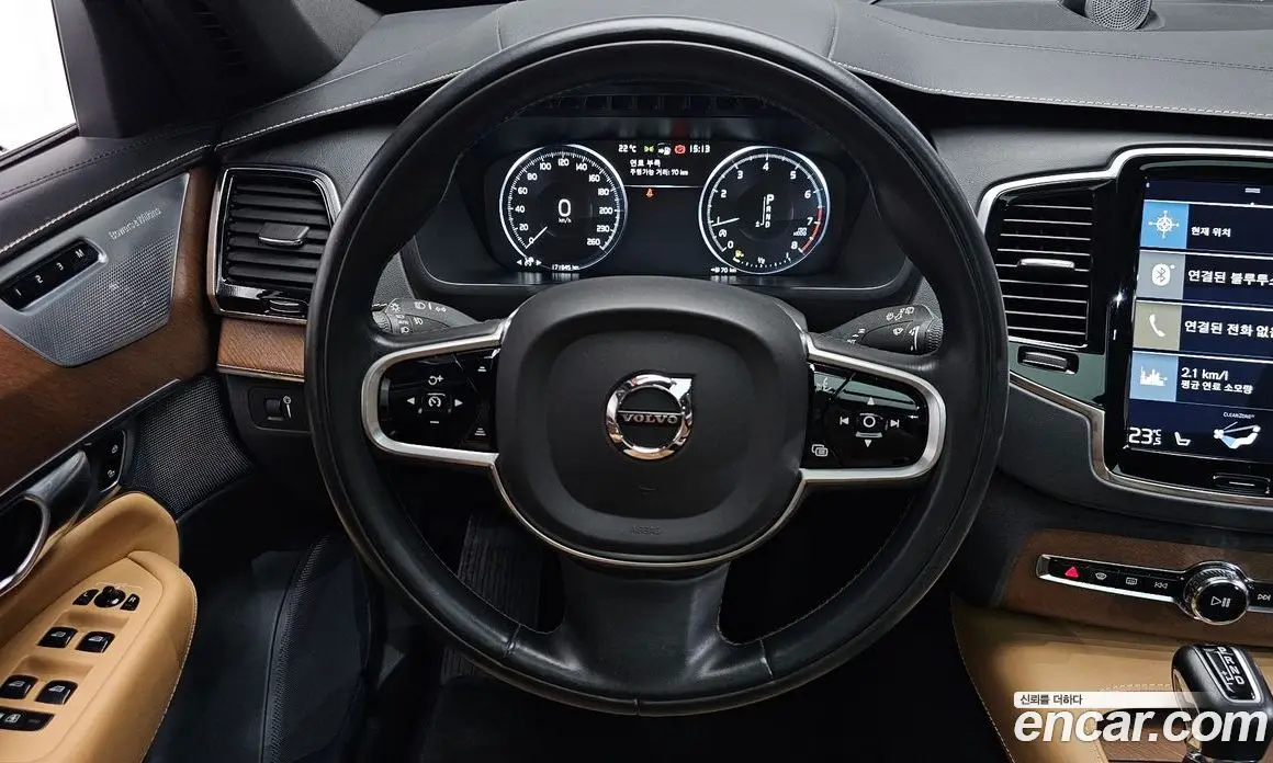 Volvo XC90 2017 2.0 автомат (гидро), фото 20 Volvo XC90 2017 2.0 автомат (гидро), фото 20