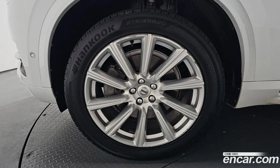 Volvo XC90 2017 2.0 автомат (гидро), фото 6 Volvo XC90 2017 2.0 автомат (гидро), фото 6