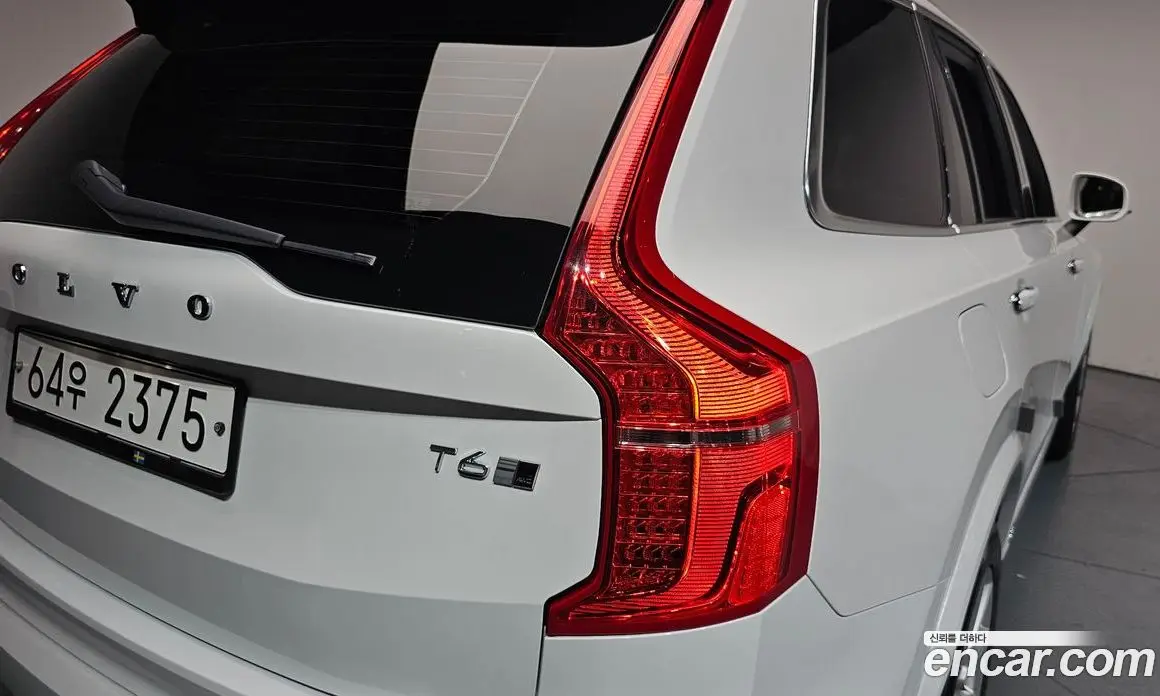 Volvo XC90 2017 2.0 автомат (гидро), фото 8 Volvo XC90 2017 2.0 автомат (гидро), фото 8