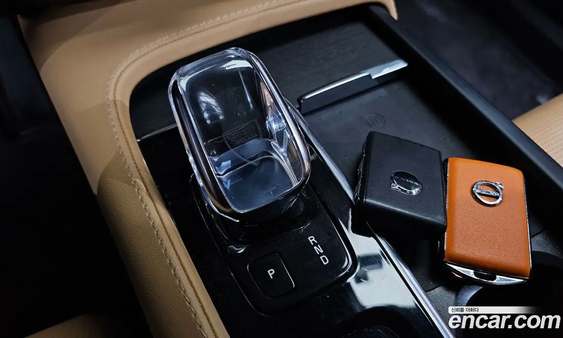 Volvo XC90 2022 2.0 автомат (гидро), фото 12