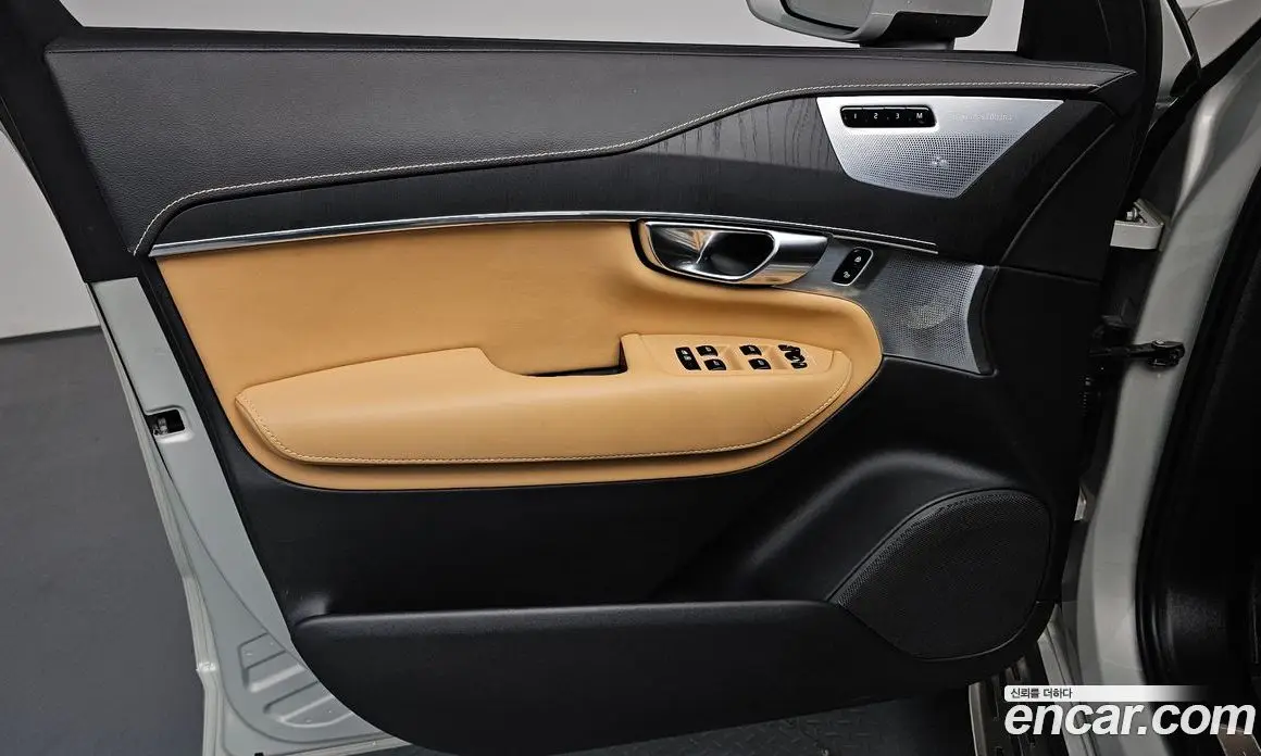 Volvo XC90 2022 2.0 автомат (гидро), фото 14