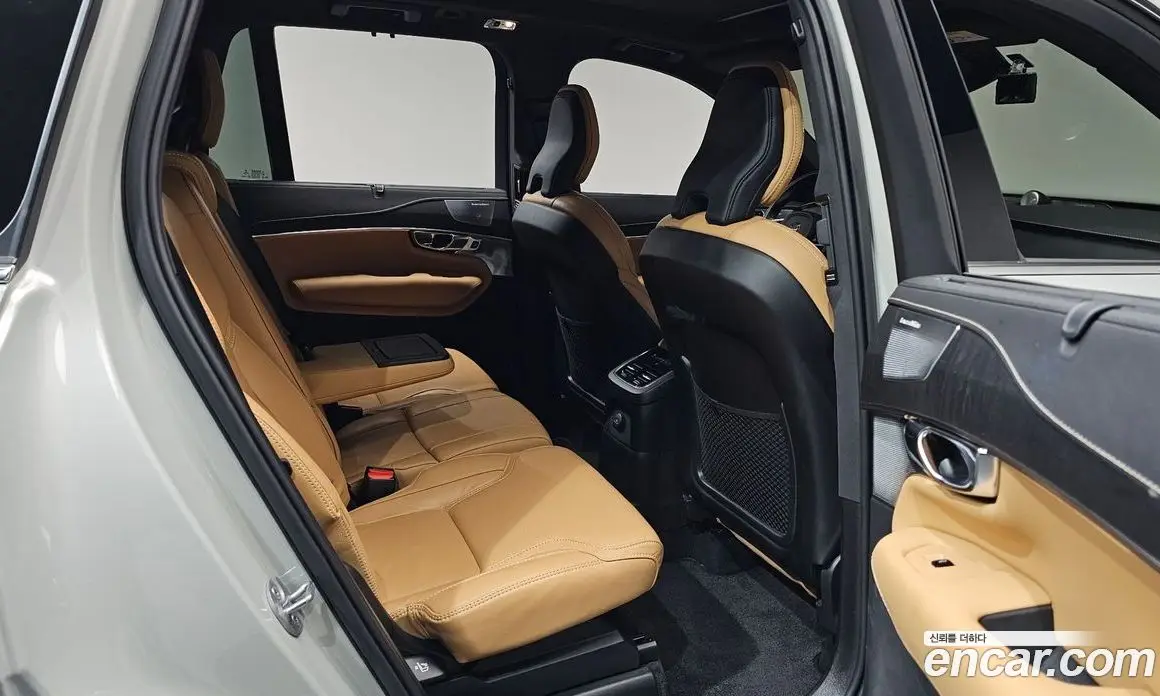 Volvo XC90 2022 2.0 автомат (гидро), фото 18