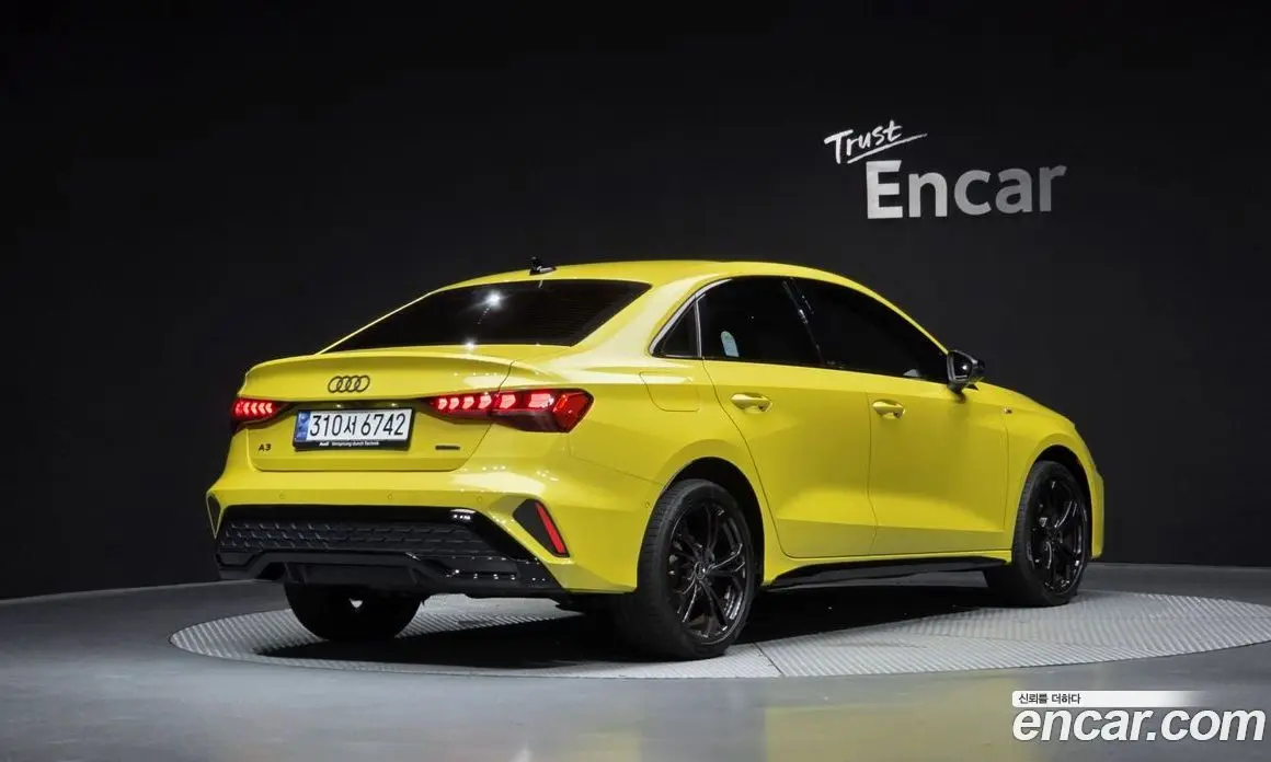 Audi A3 2025 2.0 автомат (гидро), фото 2 Audi A3 2025 2.0 автомат (гидро), фото 2