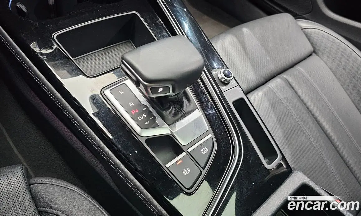 Audi A4 2021 2.0 автомат (гидро), фото 12