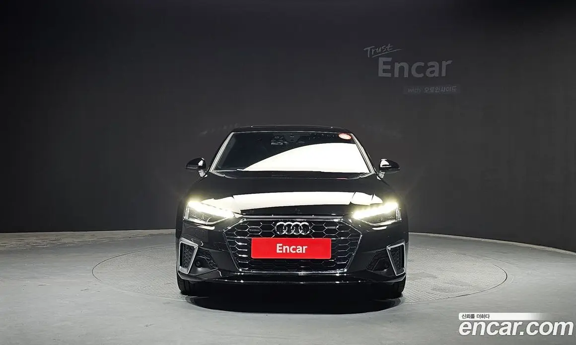 Audi A4 2021 2.0 автомат (гидро), фото 3