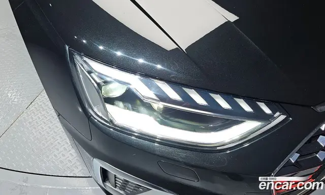 Audi A4 2021 2.0 автомат (гидро), миниатюра 8