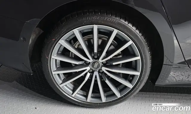 Audi A5 2023 2.0 автомат (гидро), миниатюра 5 Audi A5 2023 2.0 автомат (гидро), миниатюра 5