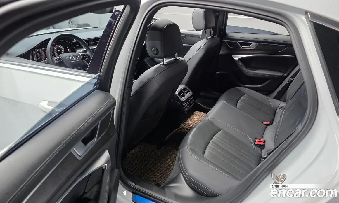 Audi A6 2020 3.0 автомат (гидро), фото 17 Audi A6 2020 3.0 автомат (гидро), фото 17