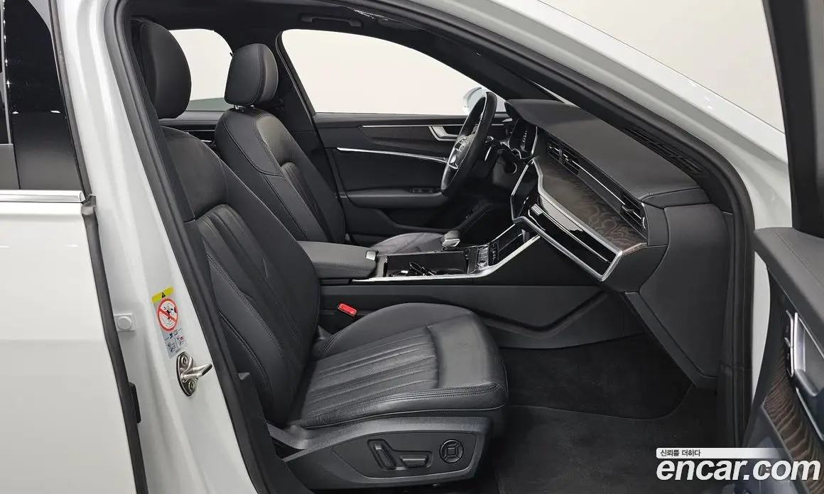 Audi A6 2021 2.0 автомат (гидро), фото 16 Audi A6 2021 2.0 автомат (гидро), фото 16