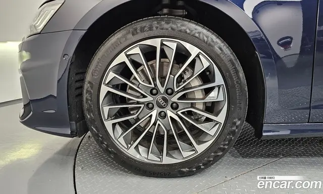 Audi A6 2024 2.0 автомат (гидро), миниатюра 5 Audi A6 2024 2.0 автомат (гидро), миниатюра 5