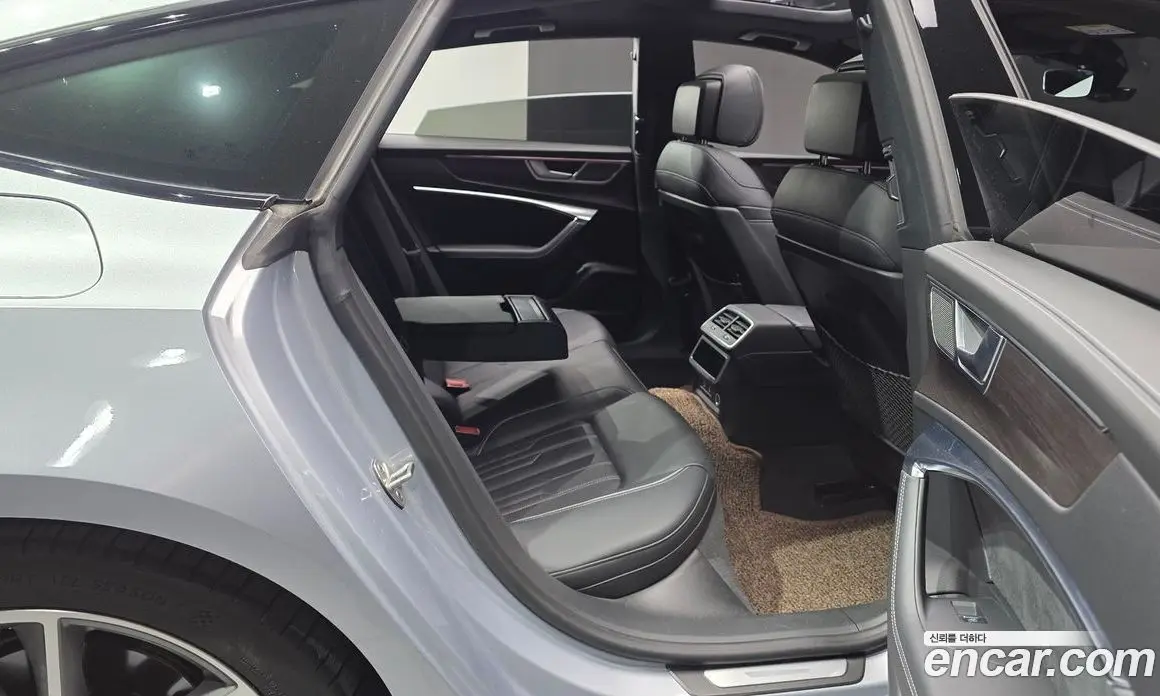 Audi A7 2022 3.0 автомат (гидро), фото 17 Audi A7 2022 3.0 автомат (гидро), фото 17