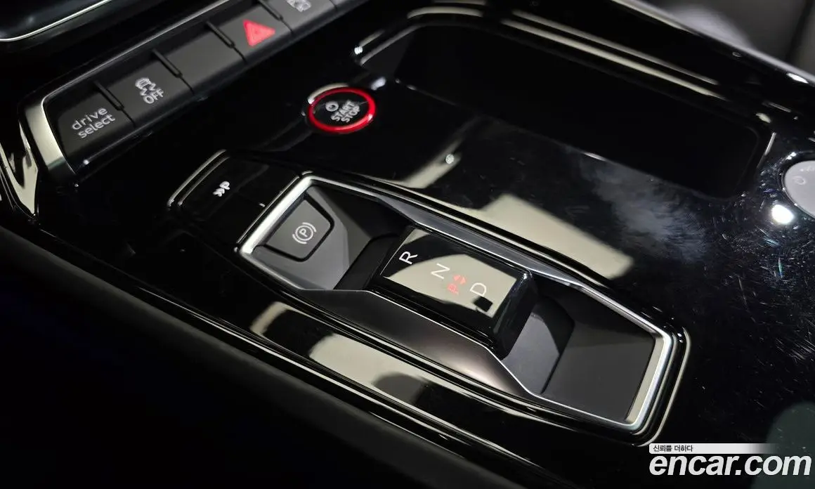 Audi e-tron GT 2022 0.1 автомат (гидро), фото 12 Audi e-tron GT 2022 0.1 автомат (гидро), фото 12