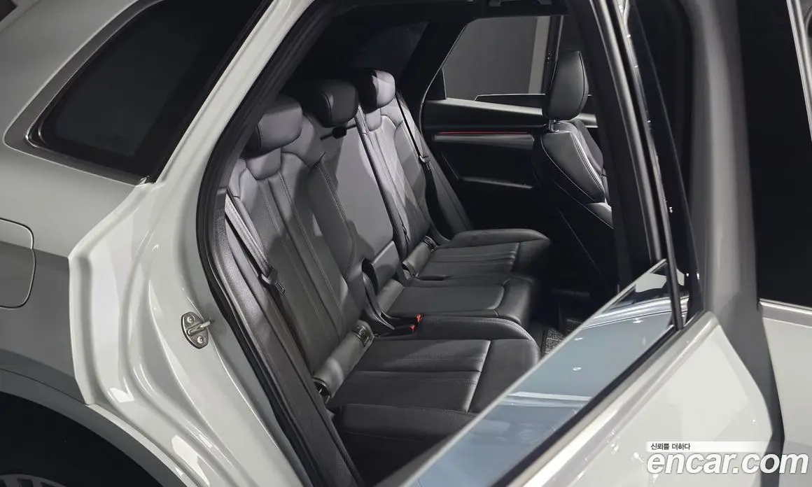 Audi Q5 2020 3.0 автомат (гидро), фото 18 Audi Q5 2020 3.0 автомат (гидро), фото 18