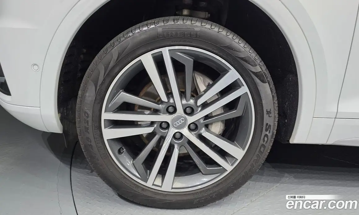 Audi Q5 2020 3.0 автомат (гидро), фото 5 Audi Q5 2020 3.0 автомат (гидро), фото 5