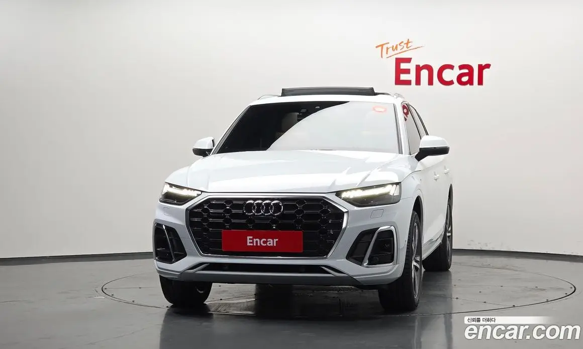 Audi Q5 2022 2.0 автомат (гидро), фото 3